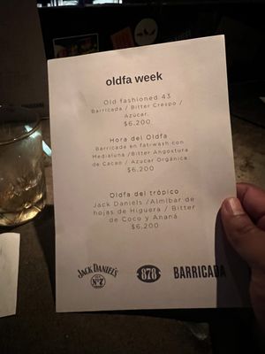 Bar 878 by null