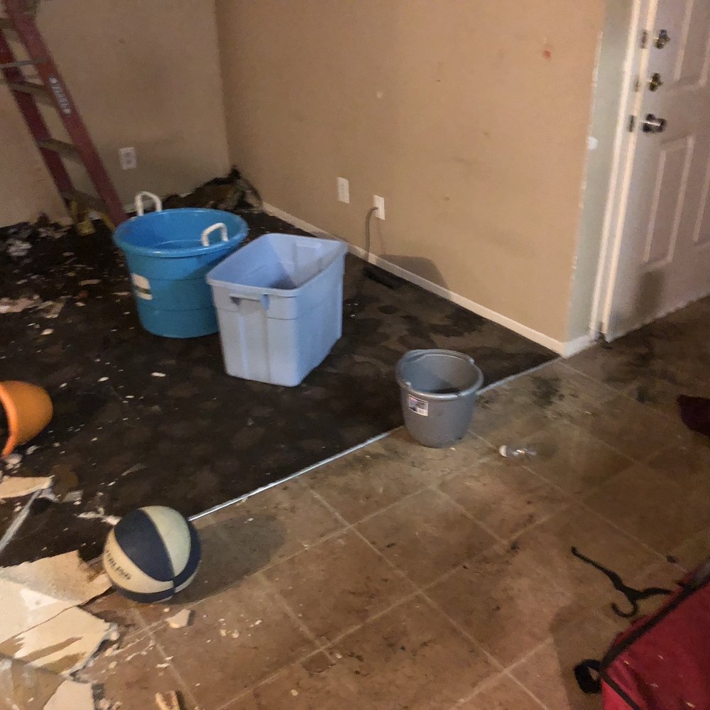 Ridgeview Apartments Homes  - Took months to fix and didn't want to give new carpet. - Apartments Near Me - Sherman, Texas