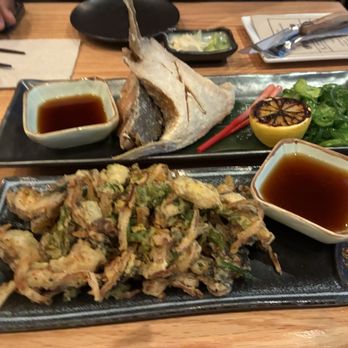 Yonsei Handrolls - Mushroom appetizer and hamachi collar. Tasty - Sushi Bars Near Me - Albany, California