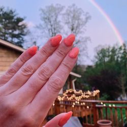 American Nails AVL
