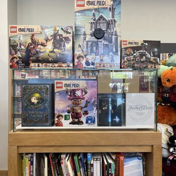 Barnes & Noble - Coffee & Tea Near Me - Folsom, California