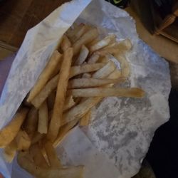 Food Fix - Cold, no salt, grease filled, not even close to crispy