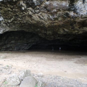 Maniniholo Dry Cave - Landmarks & Historical Buildings Near Me - Kilauea, Hawaii Maniniholo Dry Cave - Landmarks & Historical Buildings Near Me - Kilauea, Hawaii