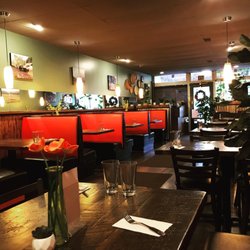 Thai On Main Street - Interior
