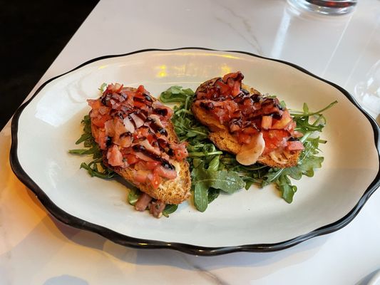 Uncle Dom's Italian Kitchen by null