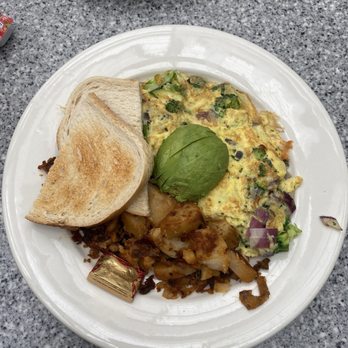 Swami's Café - Veggie Rama Omelet with Potatoes Side - Juice Bars & Smoothies Near Me - Encinitas, California Swami's Café - Veggie Rama Omelet with Potatoes Side - Juice Bars & Smoothies Near Me - Encinitas, California