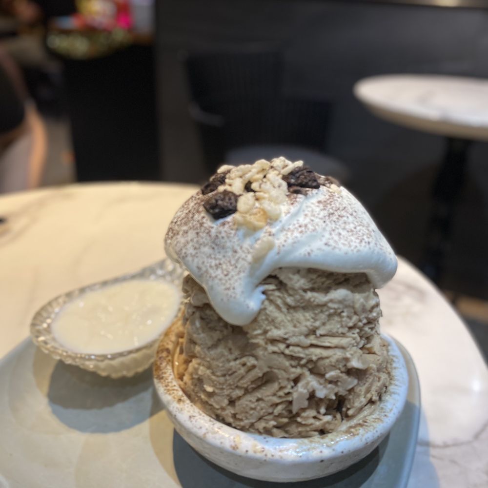 Bingsu Bean - Earl Grey Milk Tea Bingsu - Desserts Near Me - Toronto, Ontario Bingsu Bean - Earl Grey Milk Tea Bingsu - Desserts Near Me - Toronto, Ontario