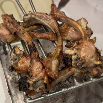 El Asador de Aranda - Grilled lamb chops - Steakhouses Near Me - Barcelona, B