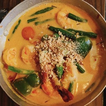 PinToh - Thai Near Me - Hamilton, Ontario