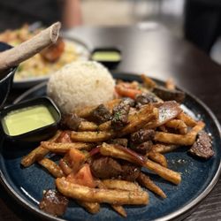 Filet Mignon Lomo Saltado