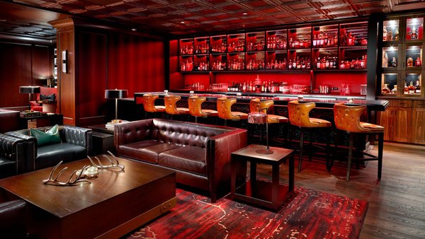 La Reserve Whiskey Lounge by null