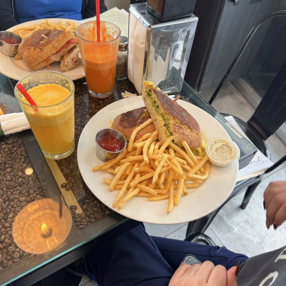 Toast Cafe - Cafes Near Me - Sherman Oaks, California Toast Cafe - Cafes Near Me - Sherman Oaks, California