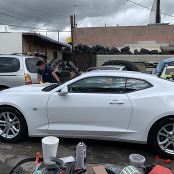 Henry's Auto Body Shop - Henry's Autobody And Repair. - Body Shops Near Me - Pacoima, California
