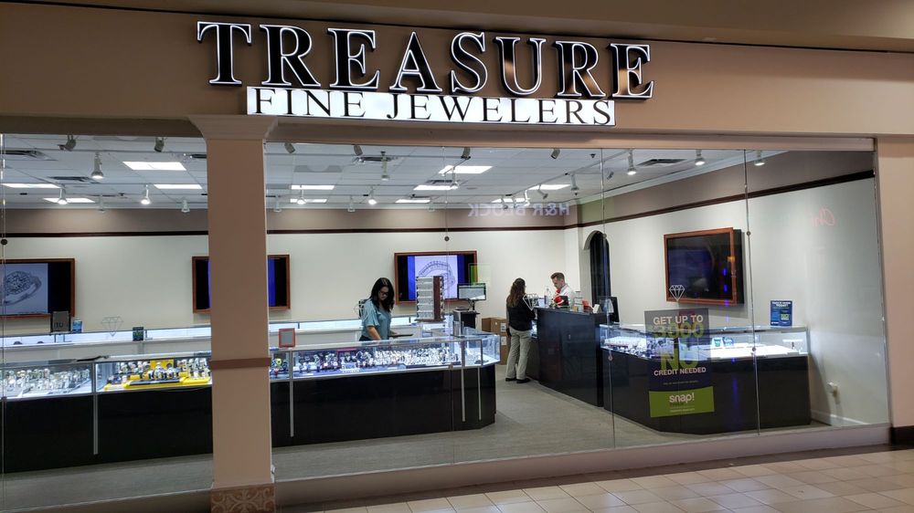 TREASURE FINE JEWELERS 3100 SW College Rd, Ocala, Florida Watches