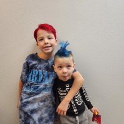 Shear and Shine Hair Studio