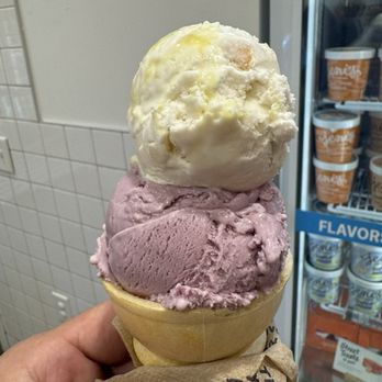 Jeni's Splended Ice Cream - Ice Cream & Frozen Yogurt Near Me - Athens, Georgia Jeni's Splended Ice Cream - Ice Cream & Frozen Yogurt Near Me - Athens, Georgia