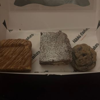 Nikki Cakes - Desserts Near Me