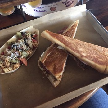 Brew Hub - Cuban! - Breweries Near Me - Lakeland, Florida Brew Hub - Cuban! - Breweries Near Me - Lakeland, Florida