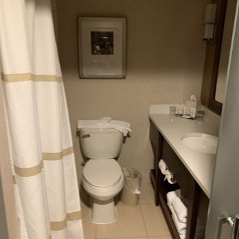 Austin Marriott North - Bathroom - Hotels Near Me - Round Rock, Texas