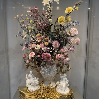 Porzellansammlung - Beautiful porcelain in the porcelain exhibit branch! - Museums Near Me - Dresden, SN
