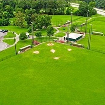 Forest Community Park - Baseball diamond - Parks Near Me - Baton Rouge, Louisiana