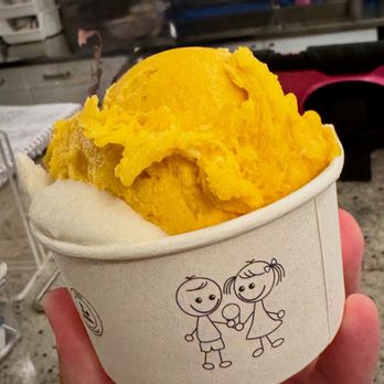 Ed's Real Scoop - Ice Cream & Frozen Yogurt Near Me - Toronto, Ontario Ed's Real Scoop - Ice Cream & Frozen Yogurt Near Me - Toronto, Ontario