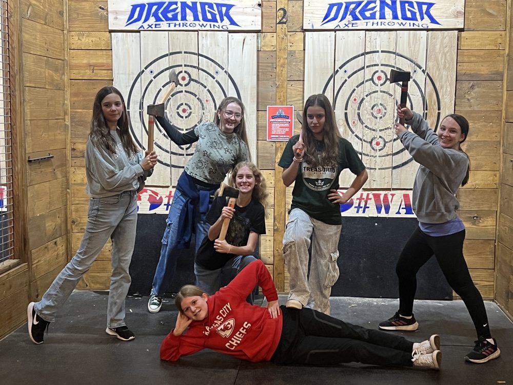 Drengr Axe Throwing Logo