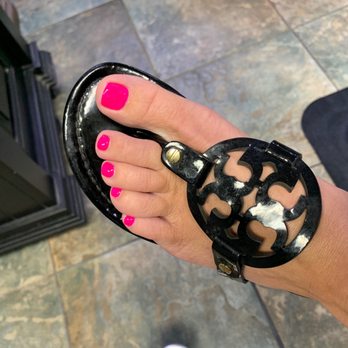 Gel Nails & Spa - Nail Salons Near Me - Placentia, California