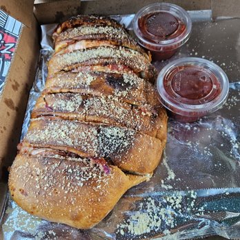 Mile High Pizza - Calzone - Pizza Near Me - Wrightwood, California