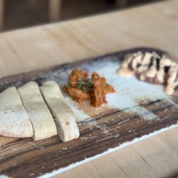 AMBAR Restaurant, Clarendon - Steak Tartar - Modern European Near Me - Arlington, Virginia
