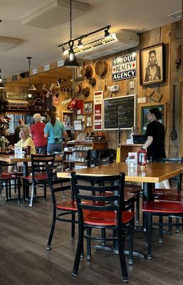Polly's Pancake Parlor by null