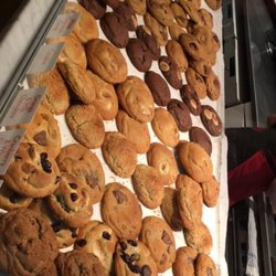 Ben's Cookies