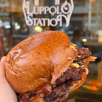 Luppolo Station - #smashburger - Pubs Near Me - Rome, RM