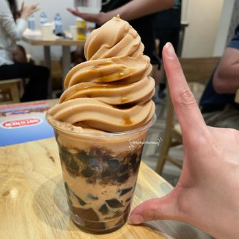 Lala Spicy Lab - Milktea ice cream parfait 4/5 - Chinese Near Me - Toronto, Ontario
