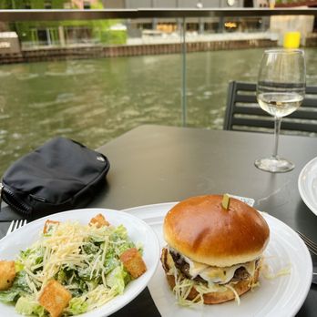 Porter Kitchen & Deck - Porter Cheeseburger* - New American Near Me - Chicago, Illinois