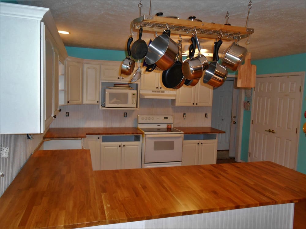Sawhorse Homes - countertop fabricator in Normal, IL