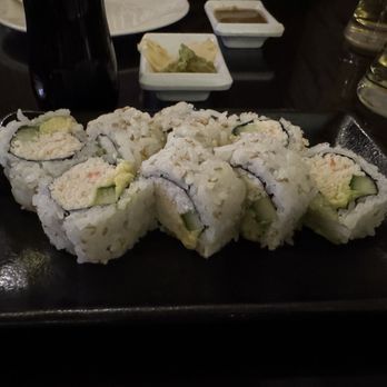 Zenshin Asian Restaurant - California roll - Sushi Bars Near Me - Las Vegas, Nevada Zenshin Asian Restaurant - California roll - Sushi Bars Near Me - Las Vegas, Nevada