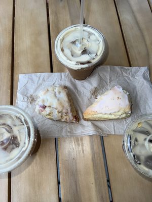 Snowy Owl Cafe & Roastery by null