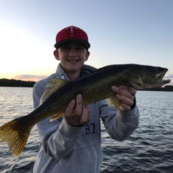 Diamond Crest Resort - Great fishing on Wabedo Lake