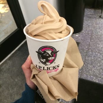 J P Licks - Pint of chocolate chip cookie yogurt - Ice Cream & Frozen Yogurt Near Me - Boston, Massachusetts J P Licks - Pint of chocolate chip cookie yogurt - Ice Cream & Frozen Yogurt Near Me - Boston, Massachusetts