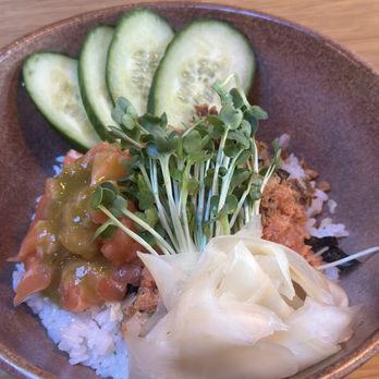 Sōgo Roll Bar - Mixed Sakana Donburi- salmon, spicy tuna, albacore kari kari, sushi rice, ginger, nori, cucumber & sprouts - Sushi Bars Near Me - Los Angeles, California