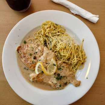 Ugo Trattoria - Chicken piccata. - Italian Near Me - Santa Monica, California Ugo Trattoria - Chicken piccata. - Italian Near Me - Santa Monica, California