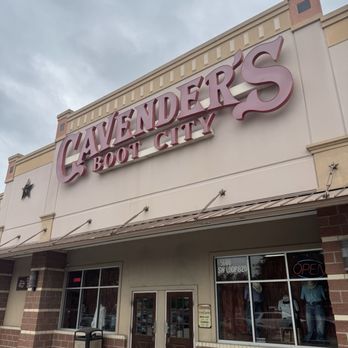 Cavender's Boot City - Men's Clothing Near Me - Fort Worth, Texas Cavender's Boot City - Men's Clothing Near Me - Fort Worth, Texas