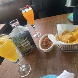 Guacamole and Chips