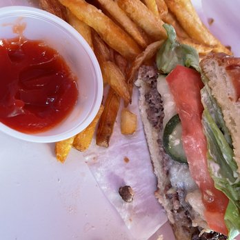 Off The Rails Brewing - The mainstay (Classic Cheeseburger) - Breweries Near Me - Sunnyvale, California