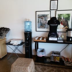 Quickshot Shooting Range - Charleston - Waiting area.