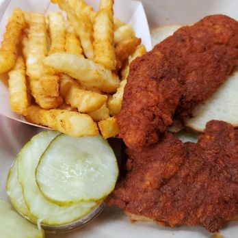 Dave's Hot Chicken - Chicken Shop Near Me - Alexandria, Virginia Dave's Hot Chicken - Chicken Shop Near Me - Alexandria, Virginia