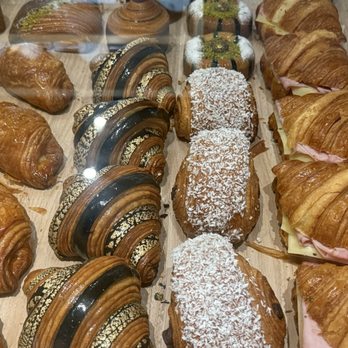 Bachour - Bakeries Near Me - Coral Gables, Florida Bachour - Bakeries Near Me - Coral Gables, Florida