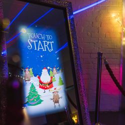 IMAGENIUS photo booths - Christmas Animations great for Holiday Parties