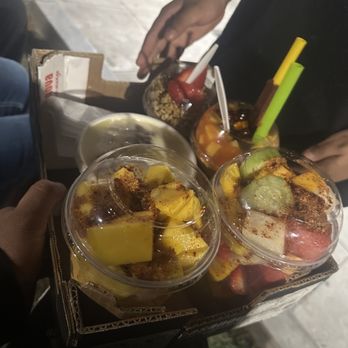 Veracruz Fresh Fruit - Family time el mejor lugar para venir en familia - Food Trucks Near Me - Santa Ana, California Veracruz Fresh Fruit - Family time el mejor lugar para venir en familia - Food Trucks Near Me - Santa Ana, California